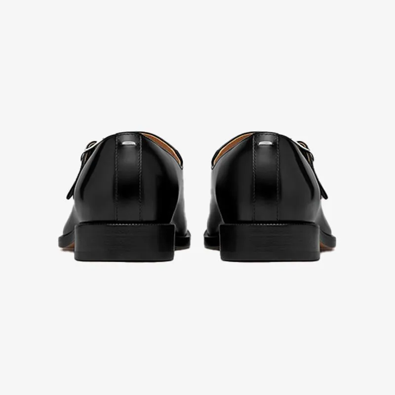 Adjustable Buckle Split-Toe Shoe