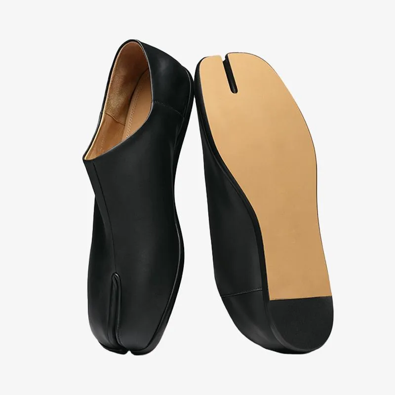 Black Calf Leather Split-Toe Shoes