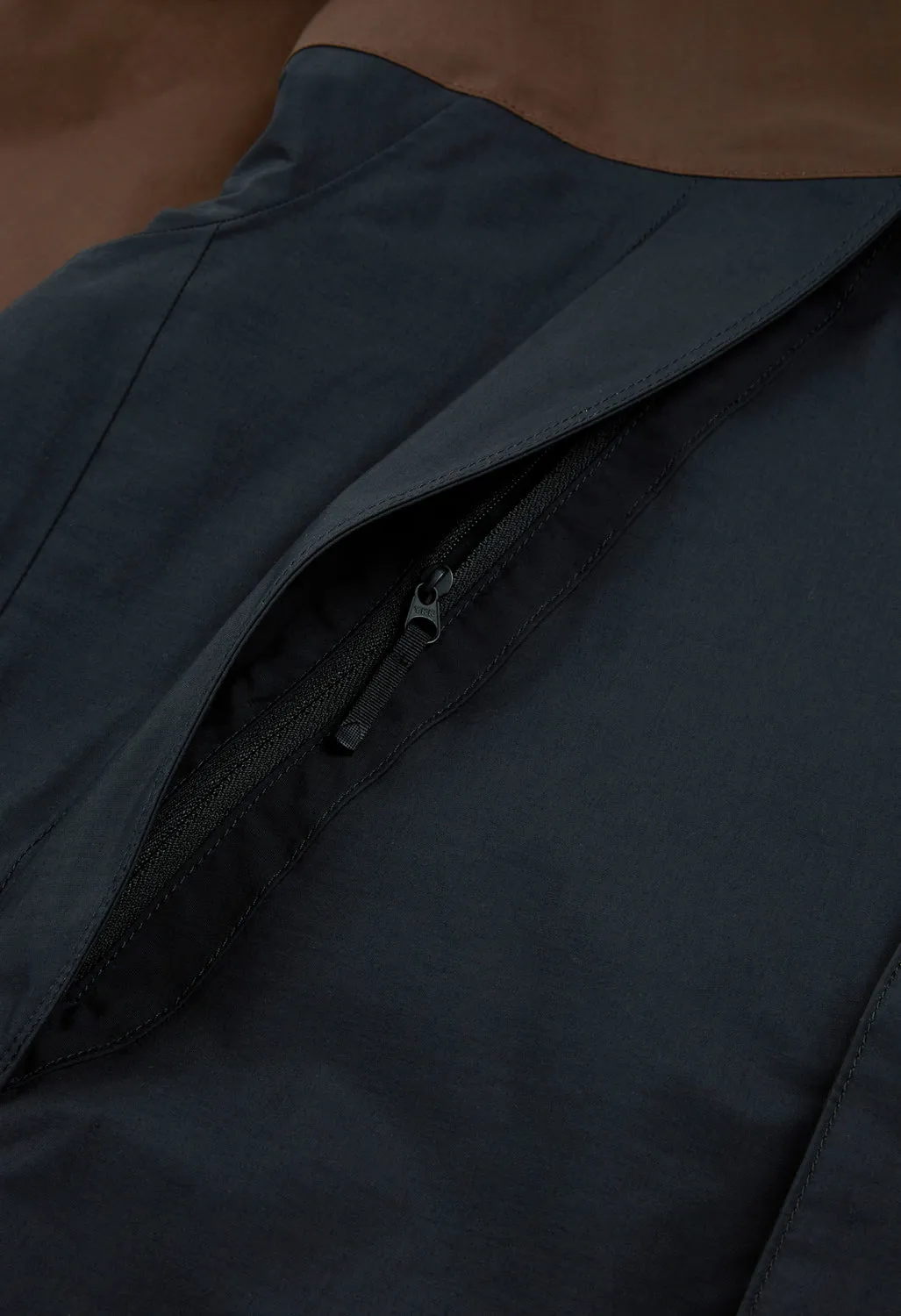 Goldwin Pertex Unlimited 2L Jacket - Jet Brown / Black