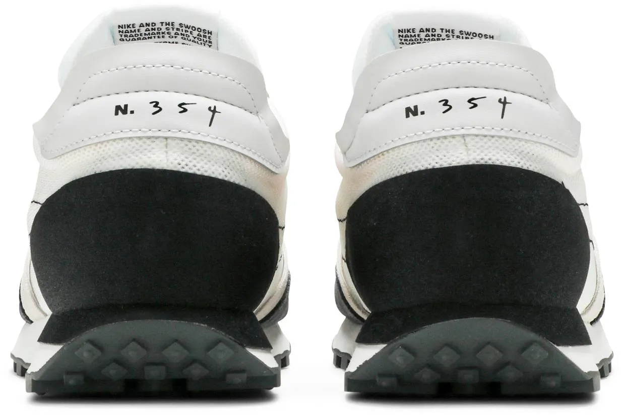 NIKE DAYBREAK TYPE SUMMIT WHITE