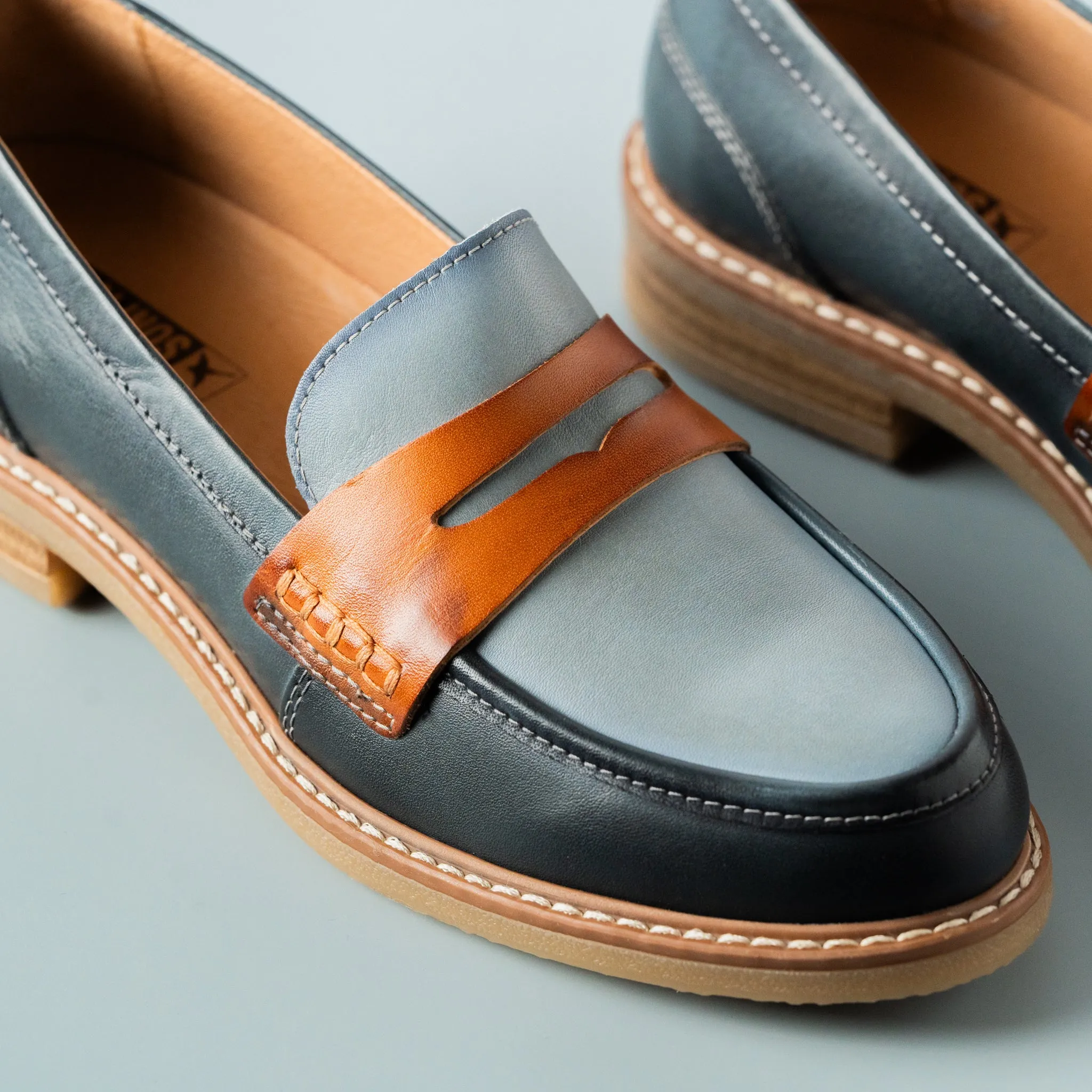 PIKOLINOS - Aldaya loafer in Ocean Combo