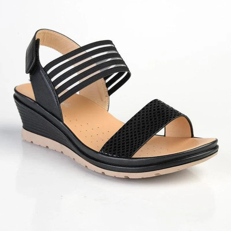 Soft Style by Hush Puppies - Soft Pomona Sandal - Black