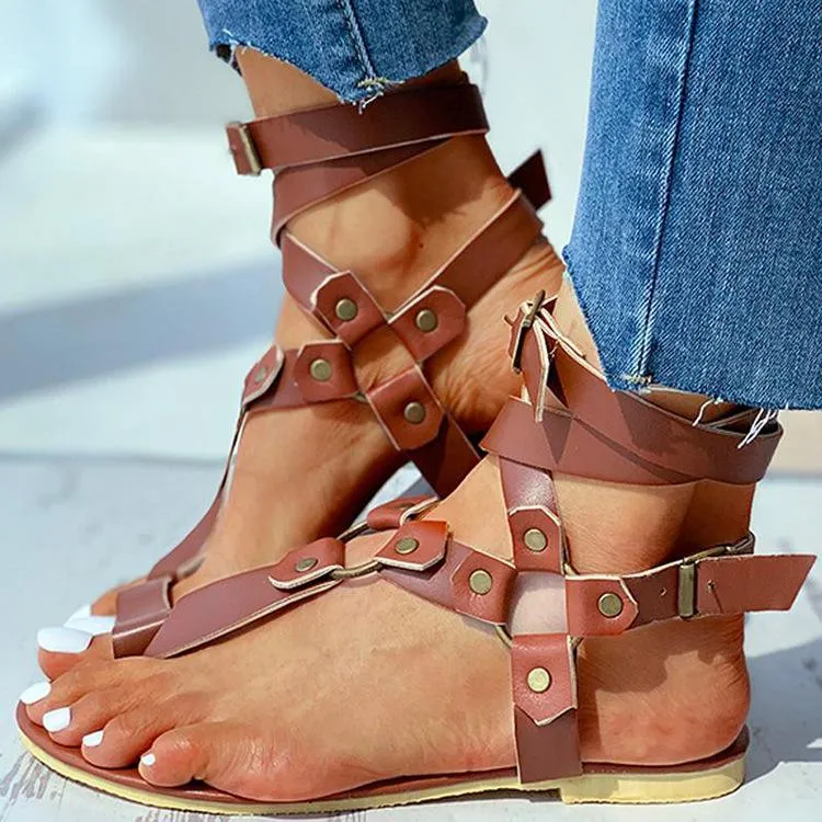 Women criss cross strappy ring toe flat sandals