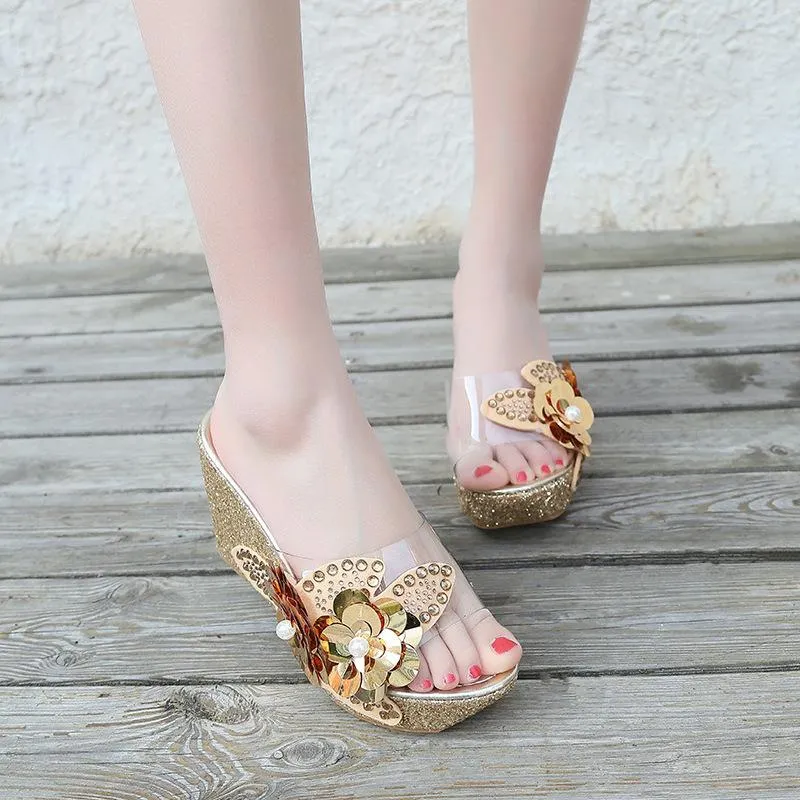 Women's rhinestone flower décor wedge slides